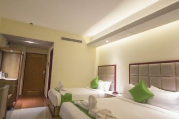 DELUXE COUPLE / TWIN